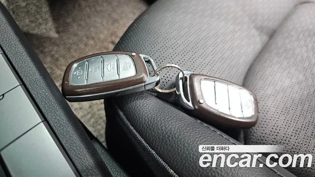 Hyundai Elantra 2019 thumb 10