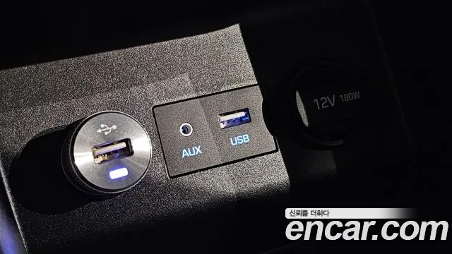 Hyundai Elantra 2019 thumb 4