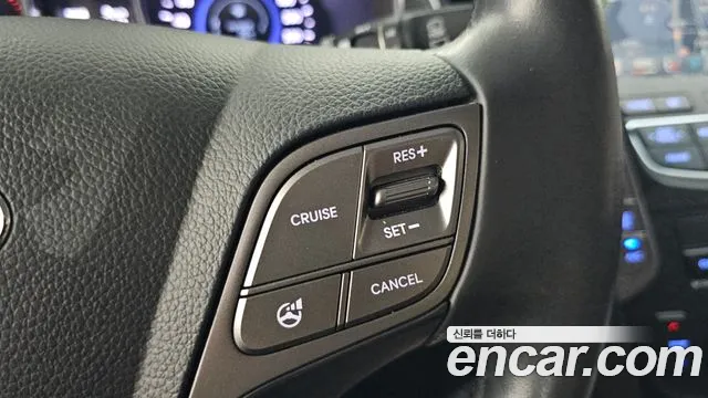 Hyundai Санта Фе 2012 thumb 10