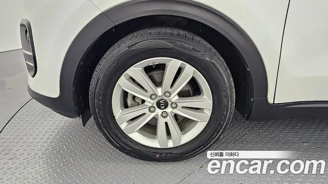 Kia Sportage 2018 thumb 9