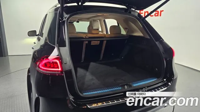 Mercedes-Benz E-Класс 2023 thumb 6