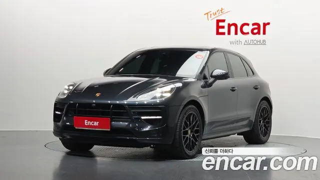 Porsche Macan 2020 thumb 8