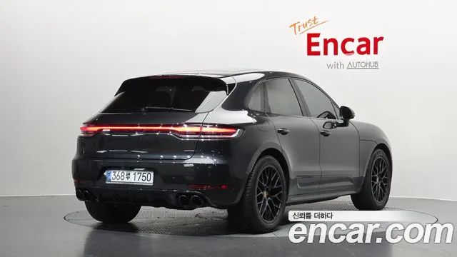 Porsche Macan 2020 thumb 12