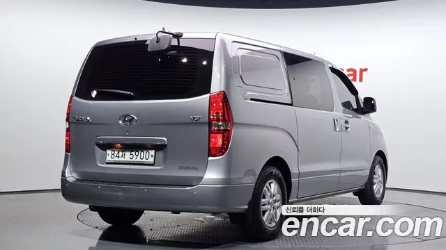 Hyundai Staria 2016 thumb 8