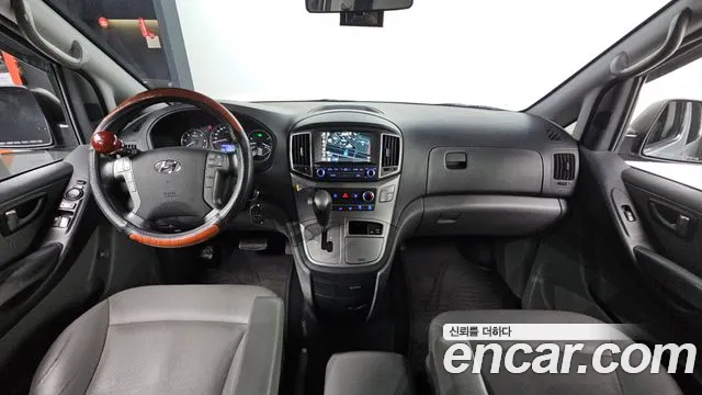 Hyundai Staria 2016 thumb 9