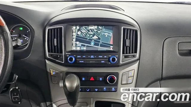 Hyundai Staria 2016 thumb 2