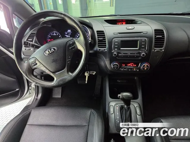 Kia K3 2013 thumb 6