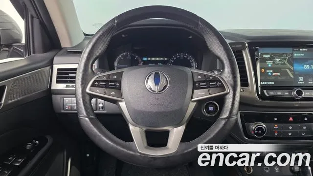 KGM Rexton 2018 thumb 6