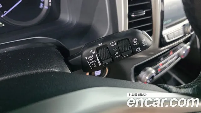 KGM Rexton 2018 thumb 7