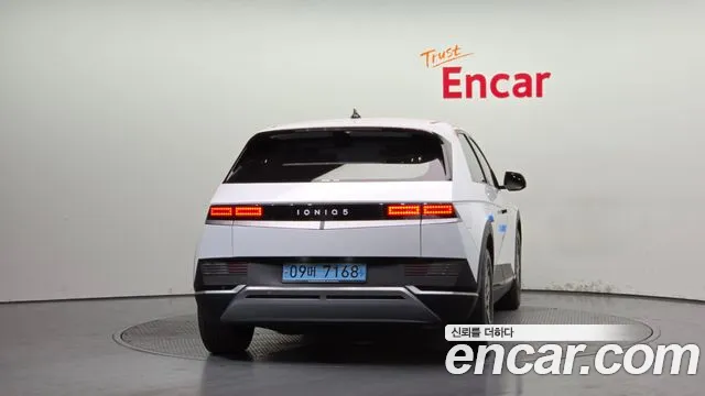 Hyundai Ioniq5 2021 thumb 10