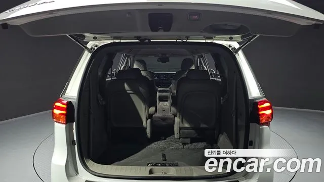 Kia Carnival 2020 thumb 11