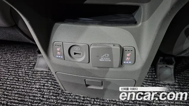 Kia Carnival 2020 thumb 4
