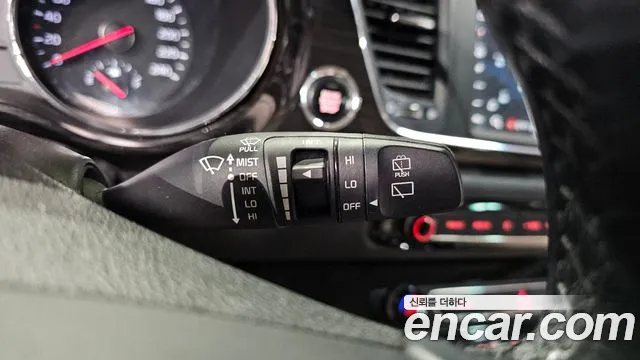 Kia Carnival 2020 thumb 3