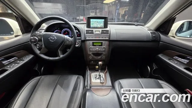 KGM Rexton 2015 thumb 12