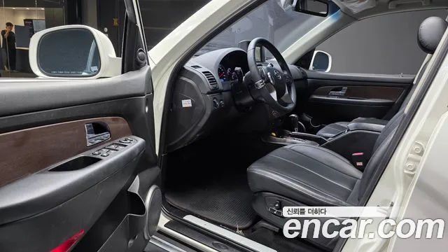 KGM Rexton 2015 thumb 2