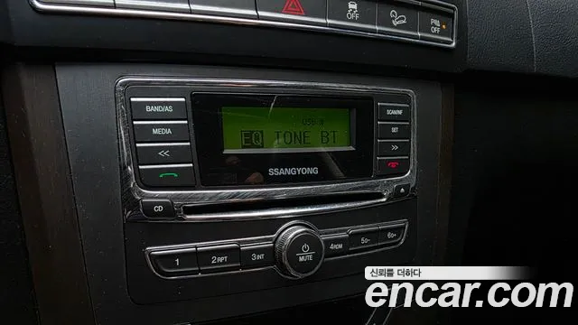 KGM Rexton 2015 thumb 3