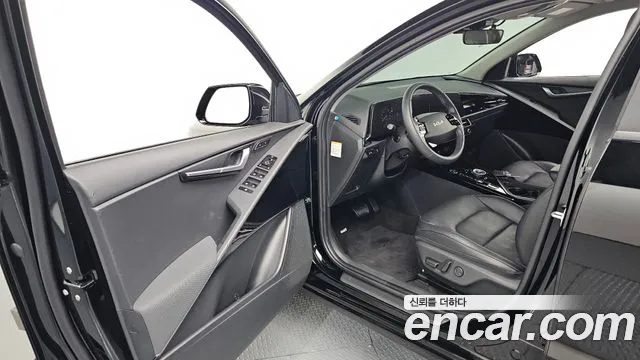 Kia Niro 2022 thumb 2