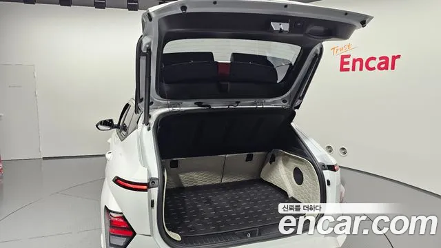 Hyundai Kona 2024 thumb 2