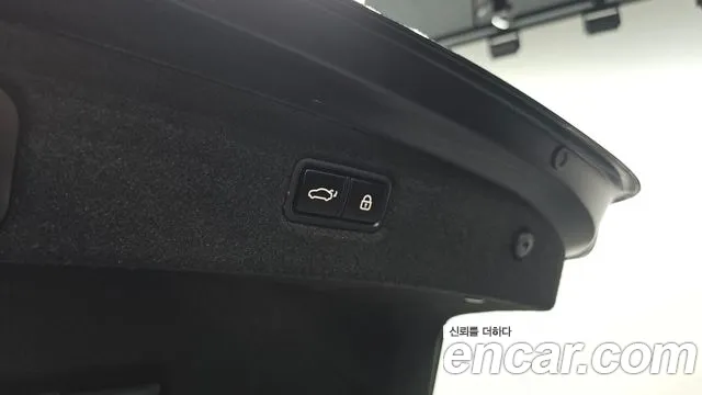 Genesis G90 2021 thumb 4