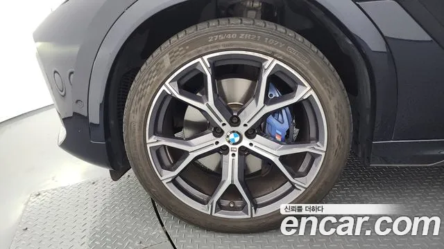 BMW X6 2022 thumb 2