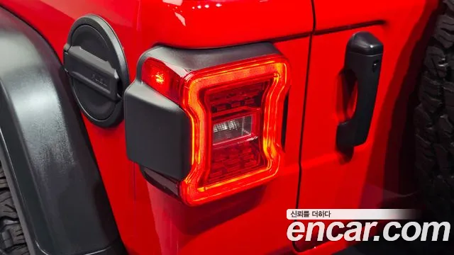 Jeep Wrangler 2025 thumb 4