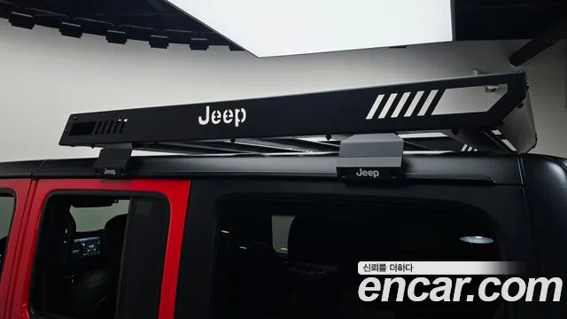 Jeep Wrangler 2025 thumb 12