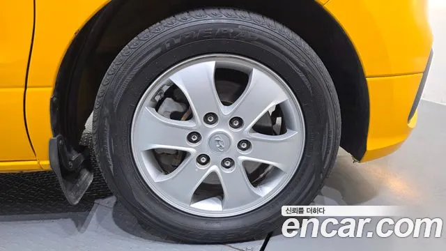 Hyundai Staria 2018 thumb 9