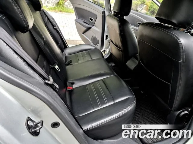 Renault SM3 2013 thumb 7