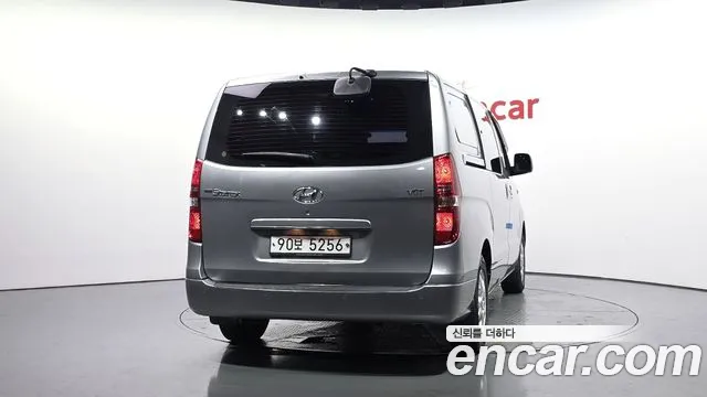Hyundai Staria 2015 thumb 10