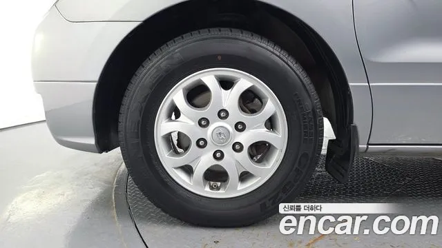 Hyundai Staria 2015 thumb 4