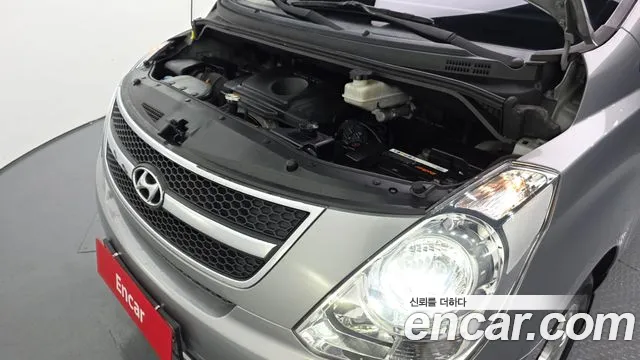 Hyundai Staria 2015 thumb 6