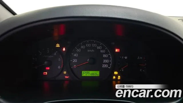 Hyundai Staria 2015 thumb 5