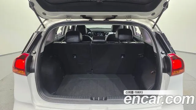 Kia Niro 2017 thumb 7