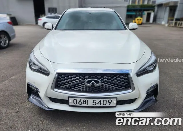 Infiniti Q50 2017 thumb 7