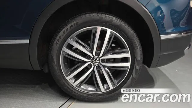 Volkswagen Tiguan 2023 thumb 8