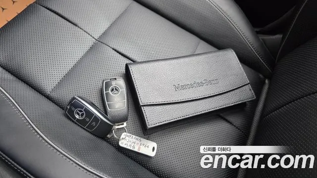 Mercedes-Benz GLS 2024 thumb 2