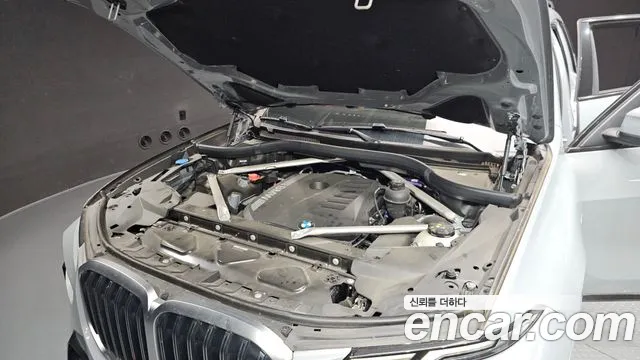 BMW X7 2024 thumb 10