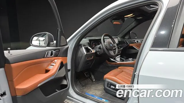 BMW X7 2024 thumb 3