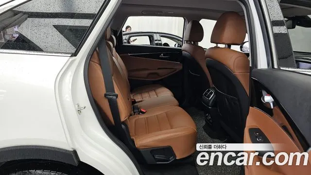 Kia Sorento 2018 thumb 10