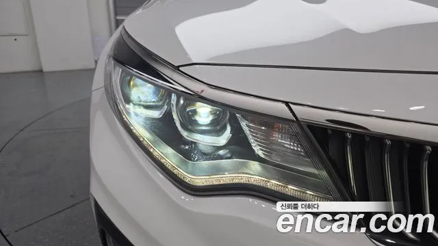 Kia K5 2018 thumb 11