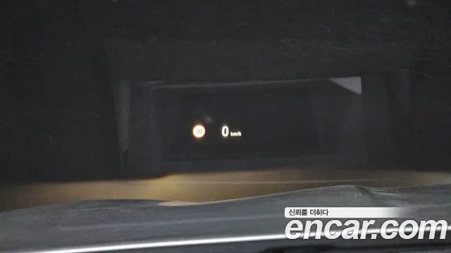 BMW 5 серии 2015 thumb 11