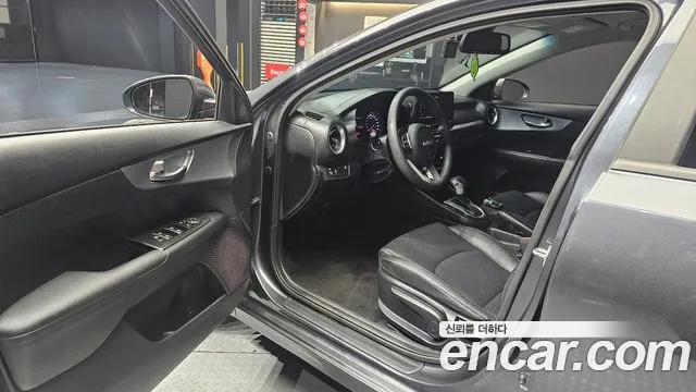 Kia K3 2021 thumb 8