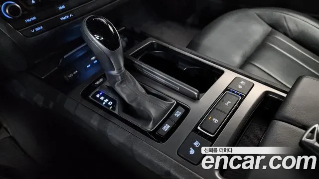 Hyundai Genesis 2016 thumb 12