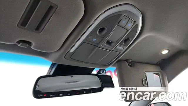 Hyundai Genesis 2016 thumb 3