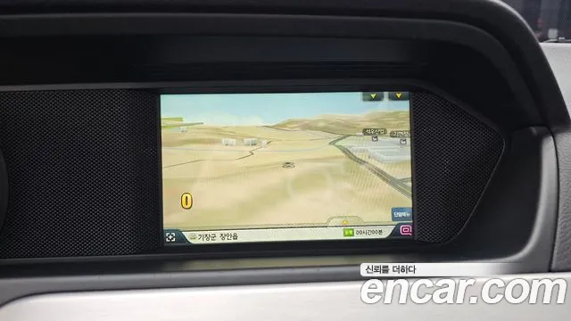 Mercedes-Benz C-Class 2011 thumb 2