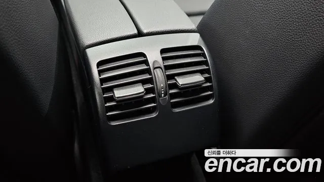 Mercedes-Benz C-Class 2011 thumb 3