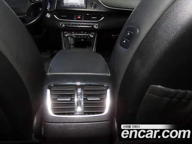 Hyundai Grandeur 2018 thumb 8