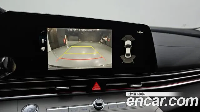 Hyundai Elantra 2022 thumb 3