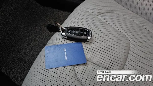 Hyundai Elantra 2022 thumb 7