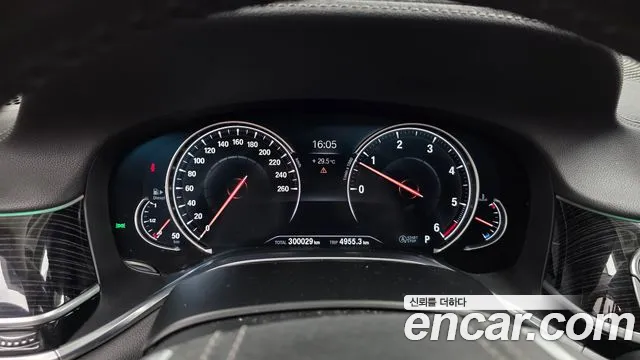 BMW 7 серии 2018 thumb 4